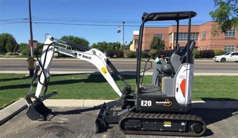 bobcat e20 mini excavator specs|bobcat e20 new price.